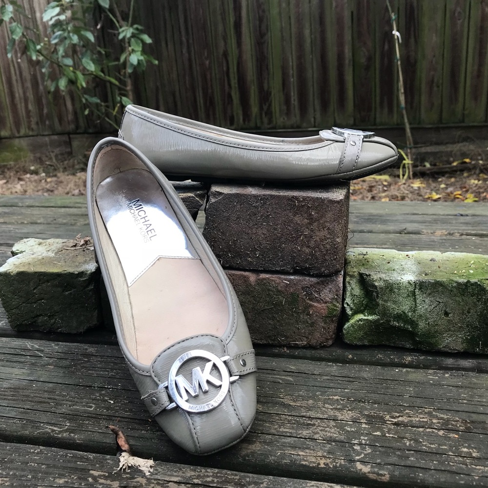Silver gray Michael Kors flats!
